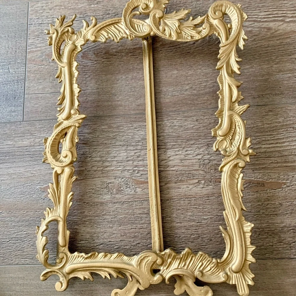 Vintage Iron Art Free Stand Pictured Frame